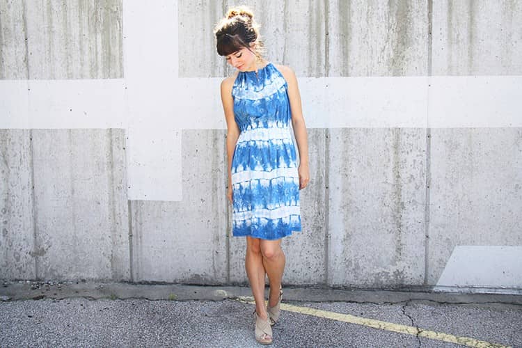 Платье в технике узелкового батика