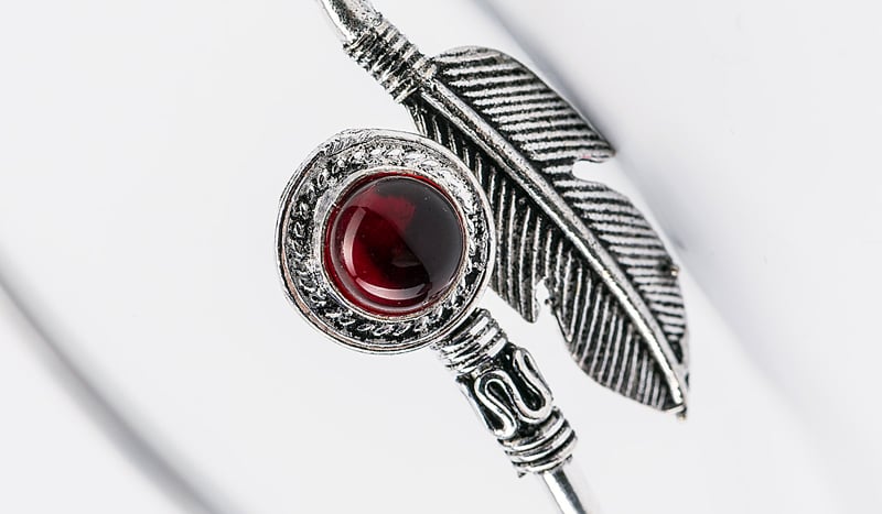 Восточные украшения из Индии — браслет с натуральным камнем