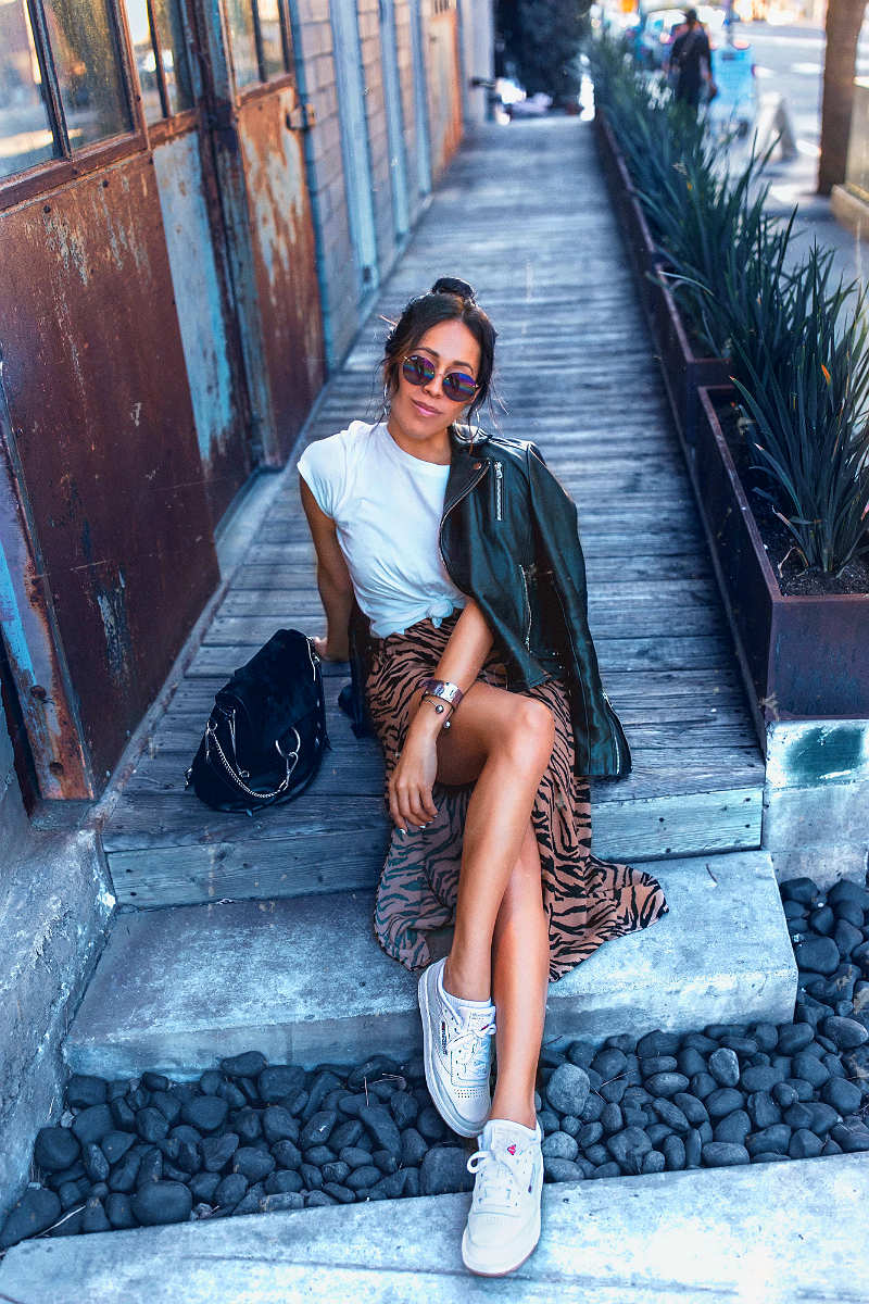 Белые кроссовки для девушек