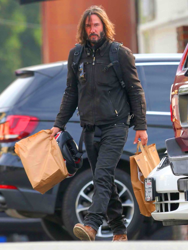 Богатый и скромный Ривз