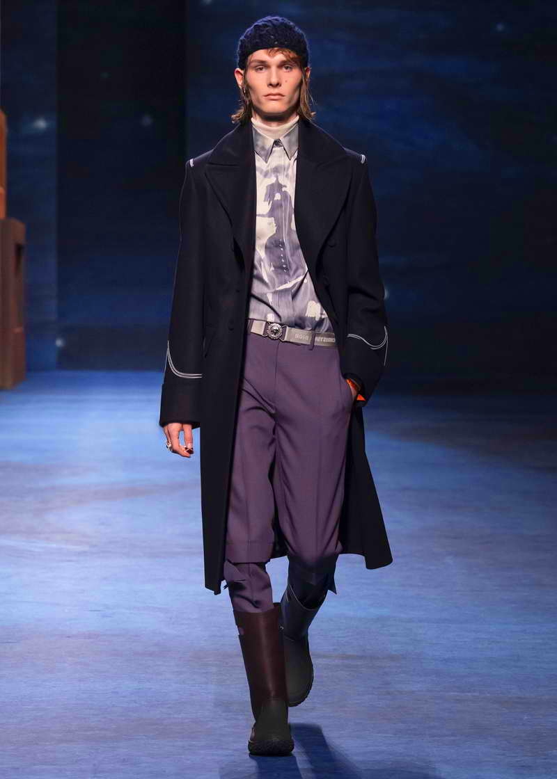 Черная мужская одежда 2021