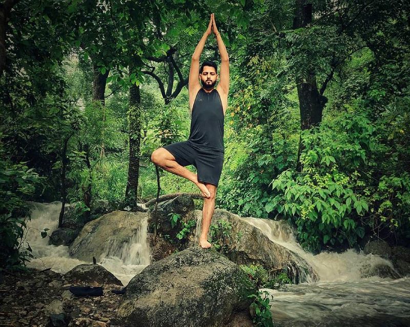 Одежда для йоги мужская