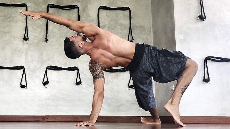 Мужская одежда для йоги