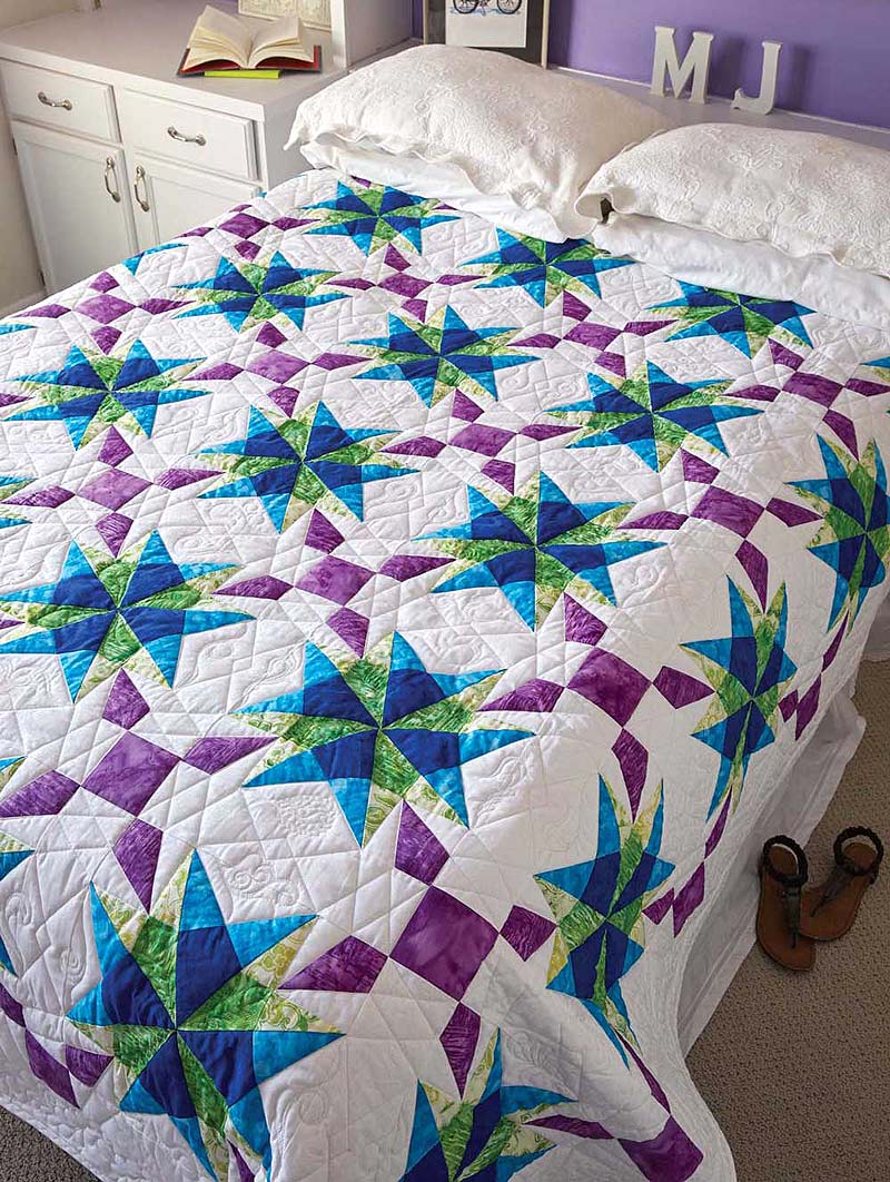 Декоративное покрывало в спальню в технике пэчворк