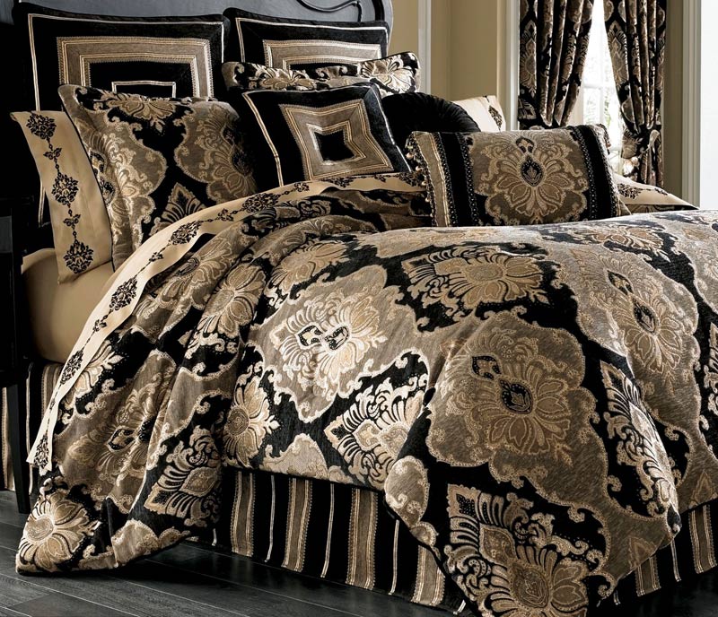 Декоративные покрывала фабричные в спальню