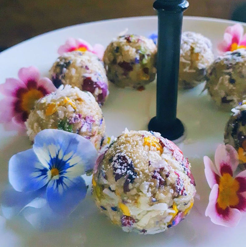 Полезный десерт из цветов