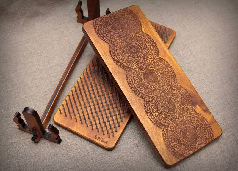 Доска садху для стояния на гвоздях