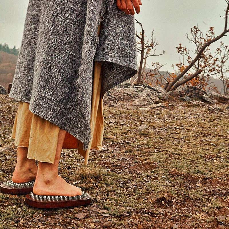 Доска с гвоздями садху