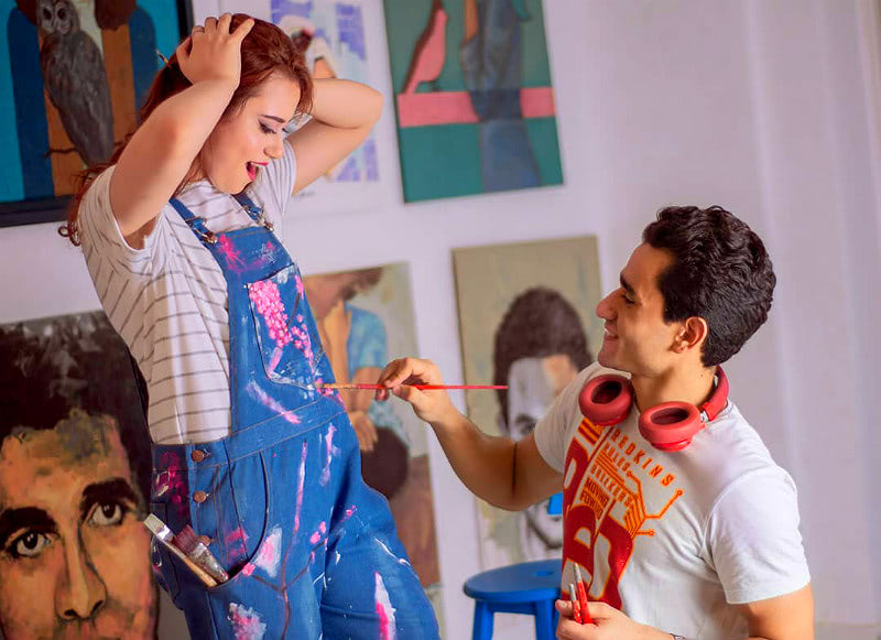 Модные женские джинсы с принтом