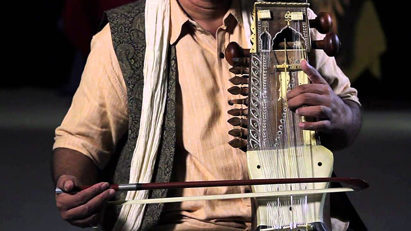 Этнический инструмент саранги