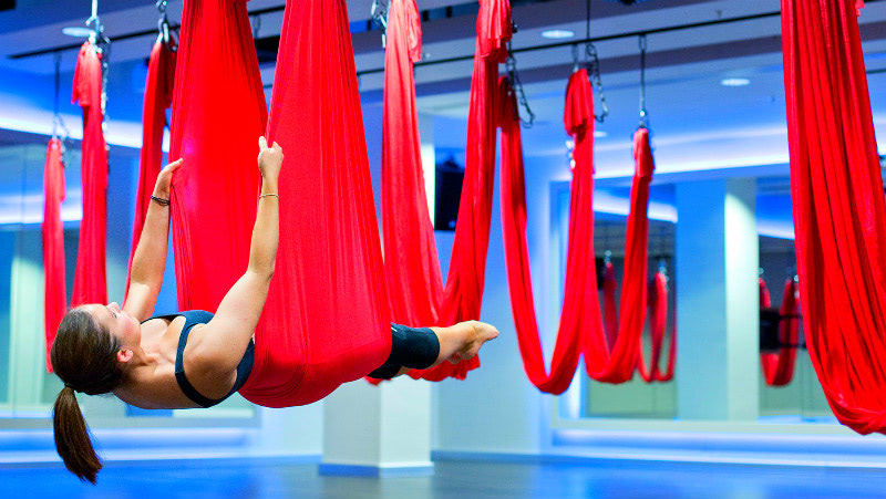 Fly йога для женщин как фитнес