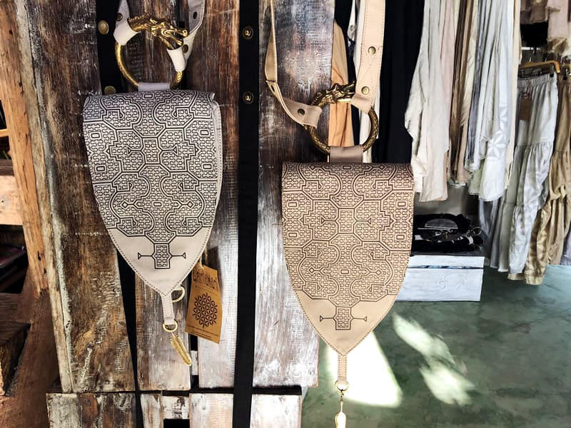 Хайповый шмот — аксессуары