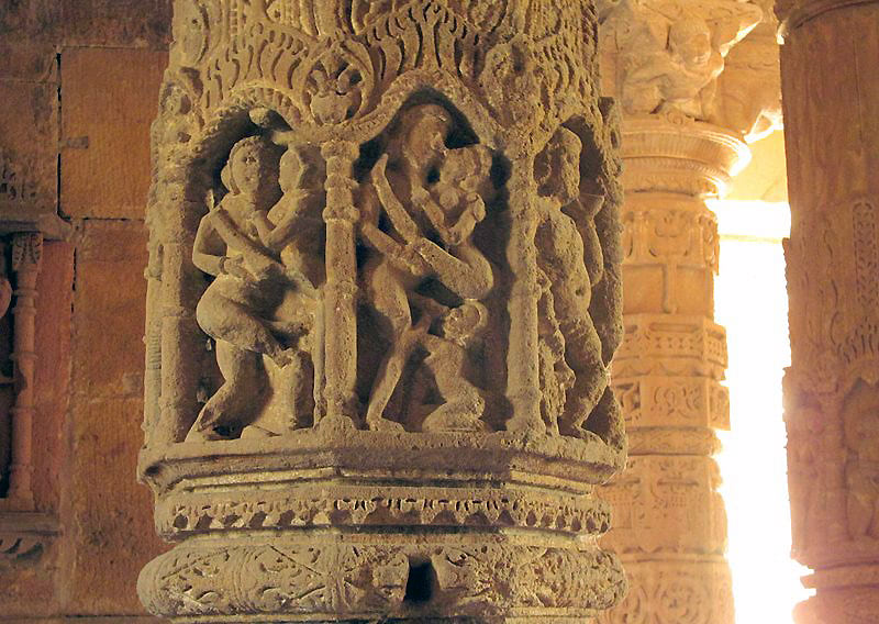 Индийский храм секса в Гуджарате