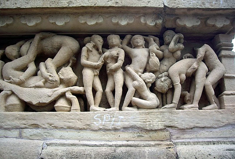 Индийский храм любви и секса Кхаджурахо