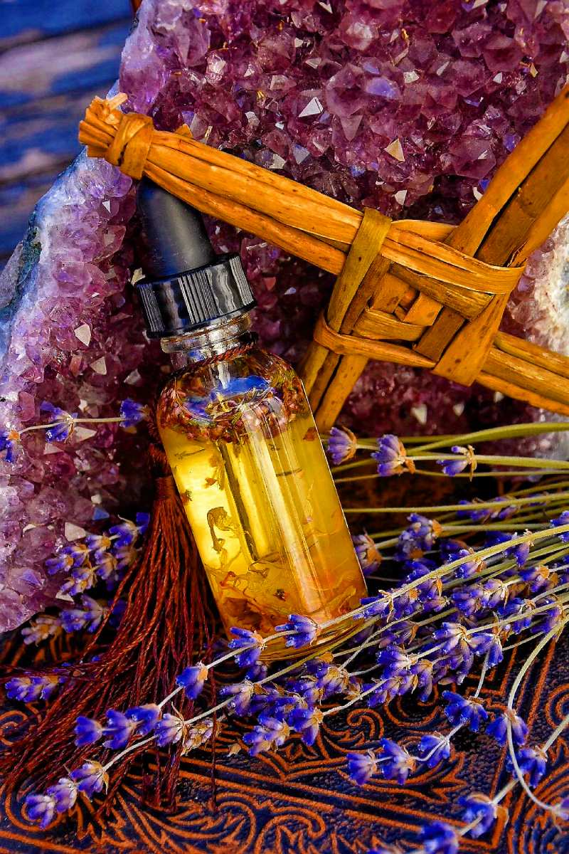 Имболк и символы