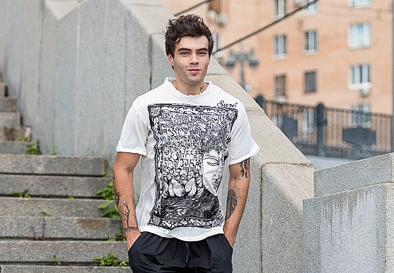 Мужская индийская футболка