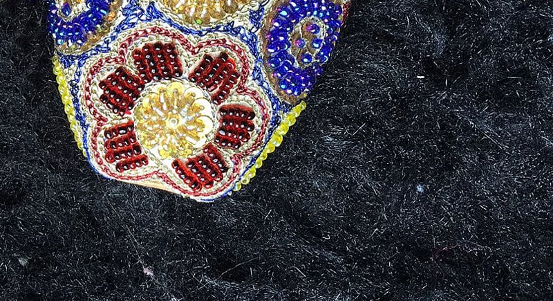 Индийская обувь с бисером