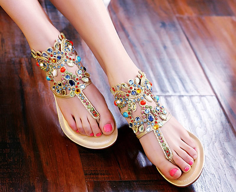 Индийская женская обувь