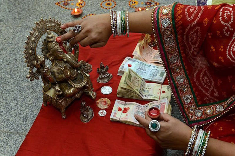 Вайшьи в храме