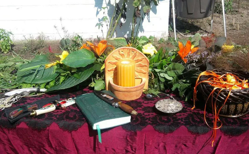 Лита: праздничный алтарь