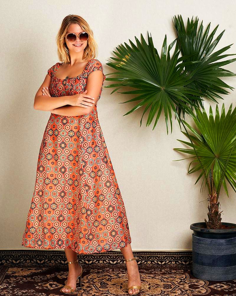 Одежда с рисунком мандала