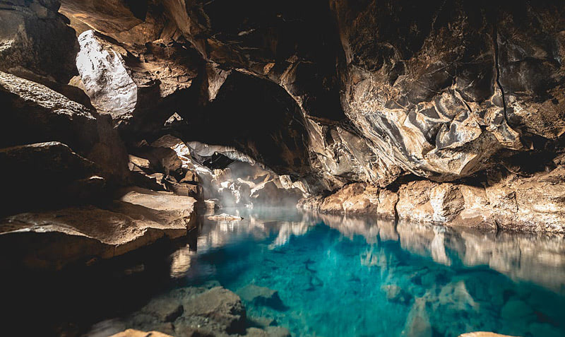 Место съемок сериала Игра престолов — пещера