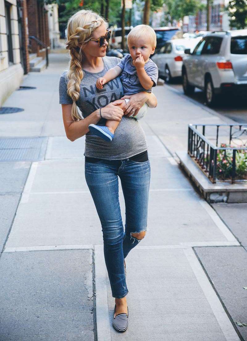 Модная одежда из денима для беременных