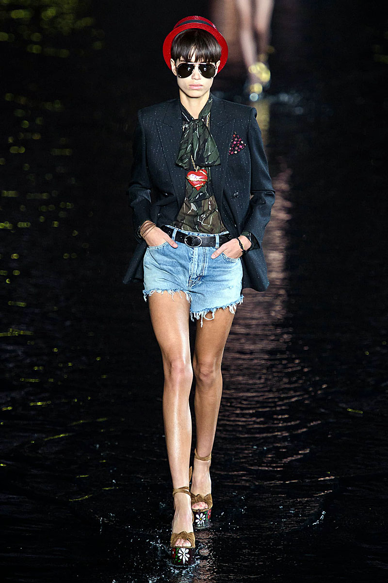 Женские шорты весна лето 2019 года