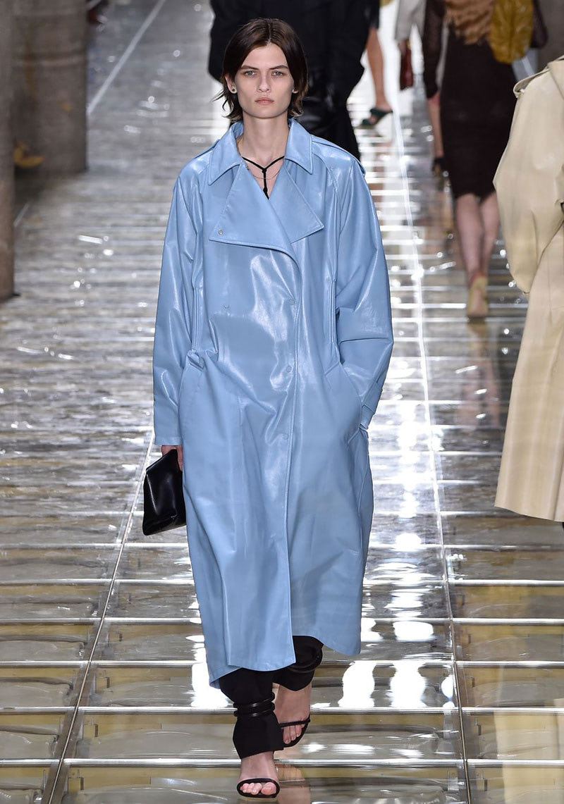 Модный цвет весна лето 2020 Faded Denim