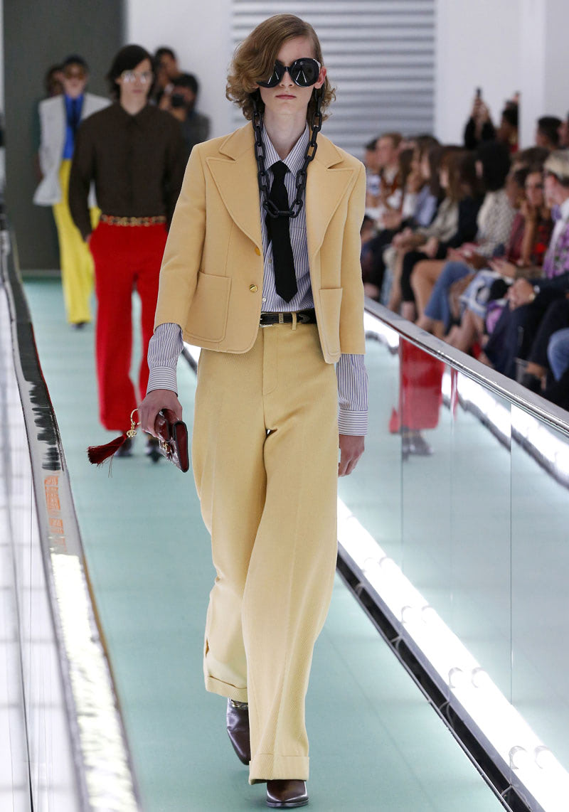 Модный цвет весна лето 2020 Sunlight