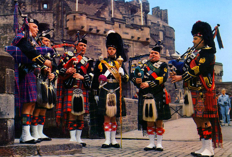 Шотландские национальные костюмы мужчин