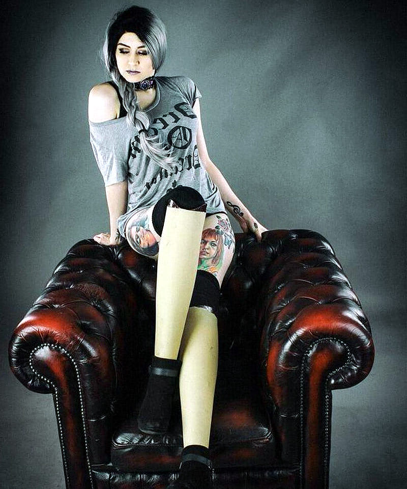 Необычные модели — Стейси Пэрис