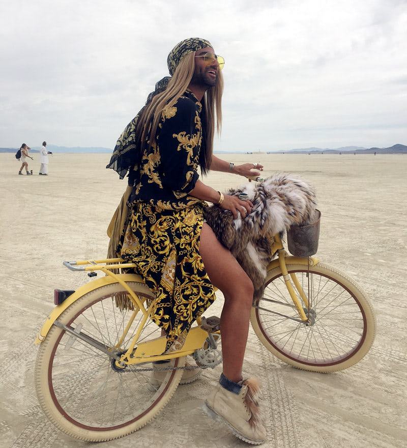 Стиль одежды Burning man