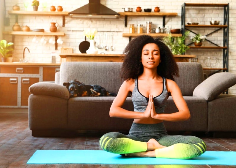 Комфортная одежда для йоги