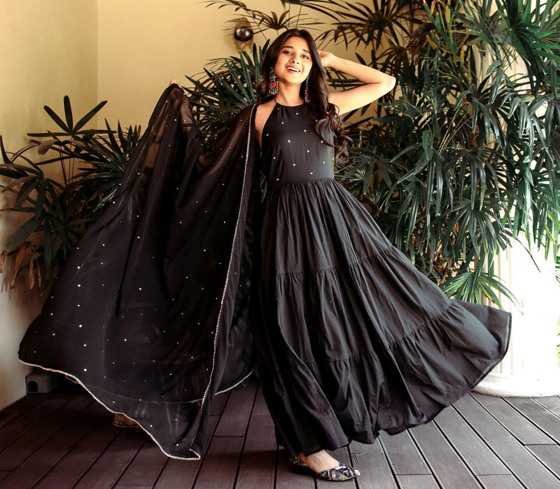 Длинное индийское платье макси