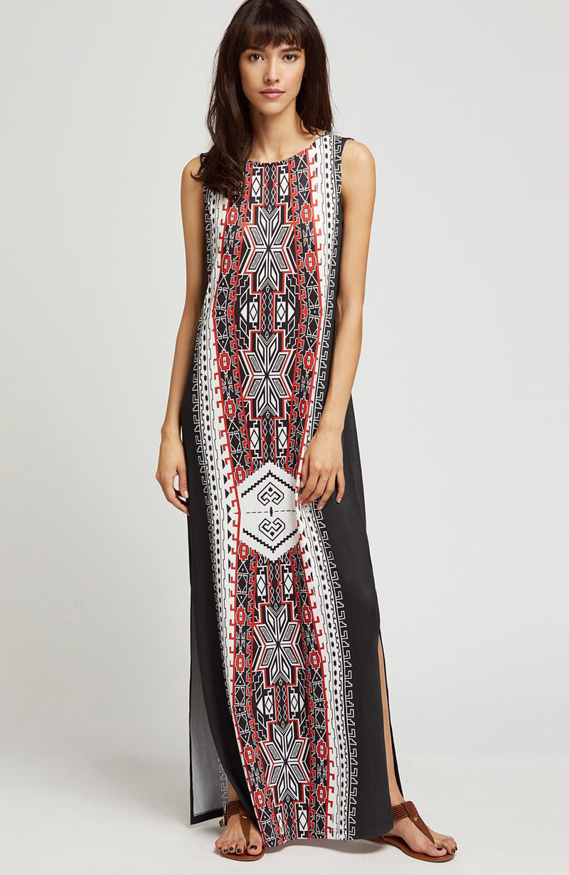 Длинное платье макси с этно принтом