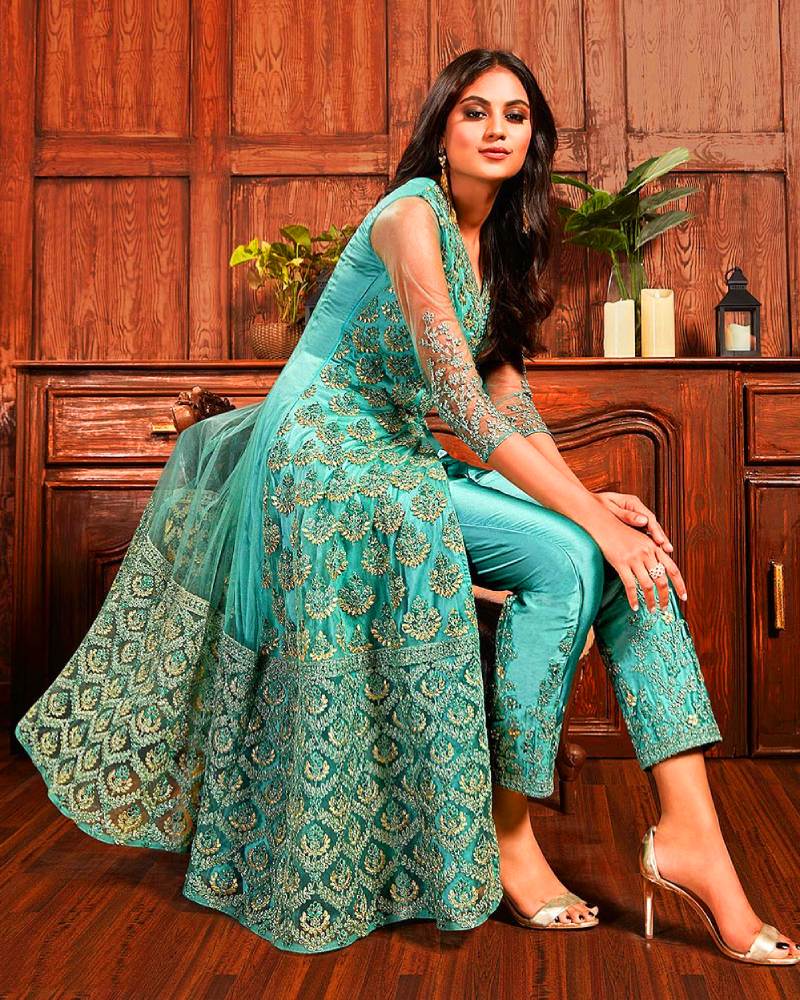 Тренды восточных платьев