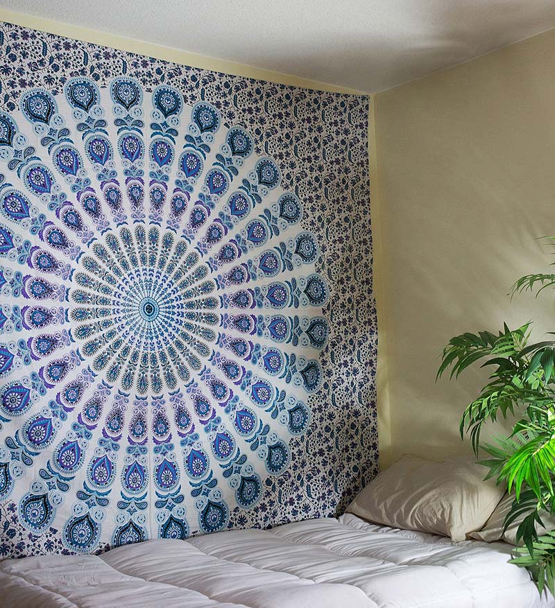 Индийские покрывала в интерьере