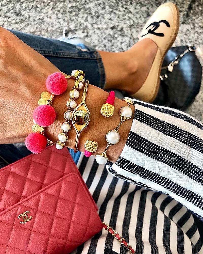 Аксессуары к полосатой одежде