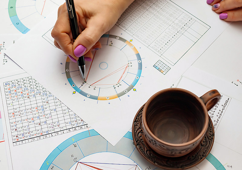 Лунные узлы в астро-прогнозах 2023