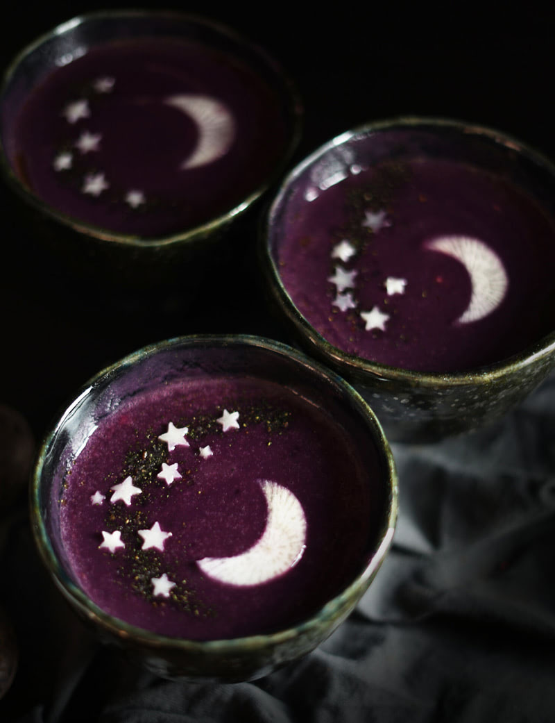 Рецепт июня — Суп «Вселенная» из фиолетовой моркови