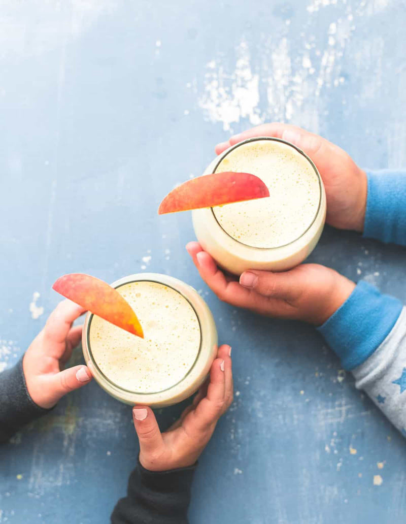 5 лучших рецептов августа — молочно-персиковый напиток