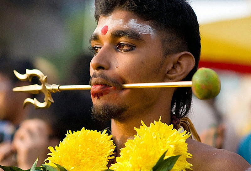 Шокирующий ритуал Индии