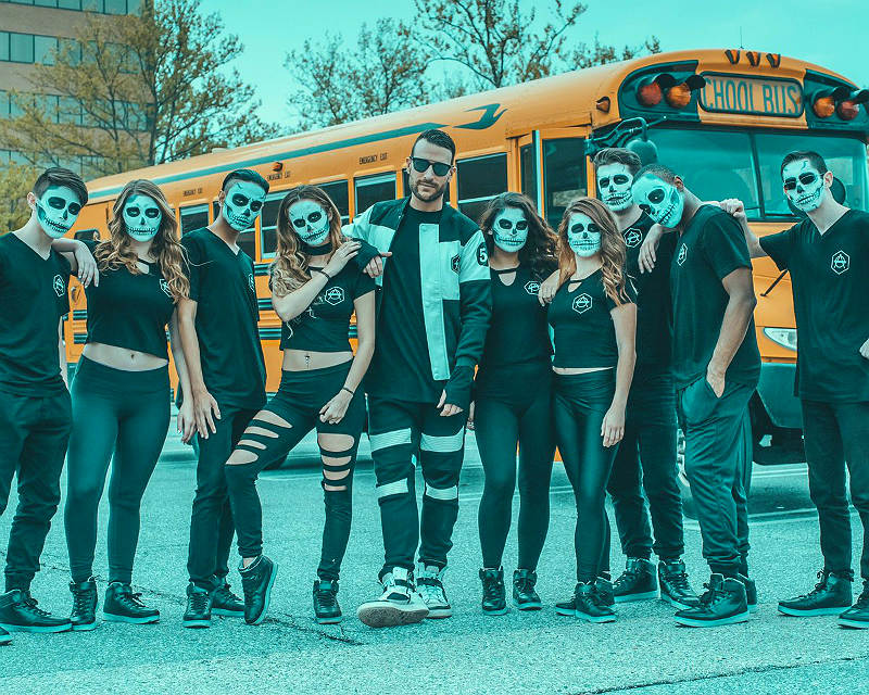 Модная одежда для шаффла