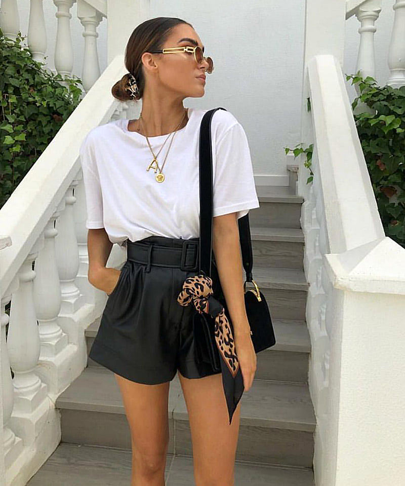 Модные шорты эко-кожа лето 2020