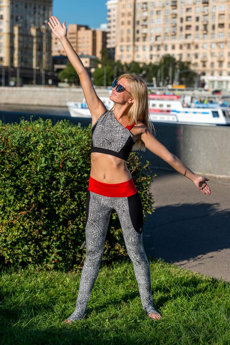 Одежда в спортивном стиле