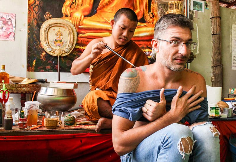 Индийский тату мастер