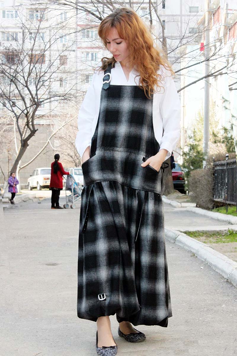 Теплый сарафан в клеточку