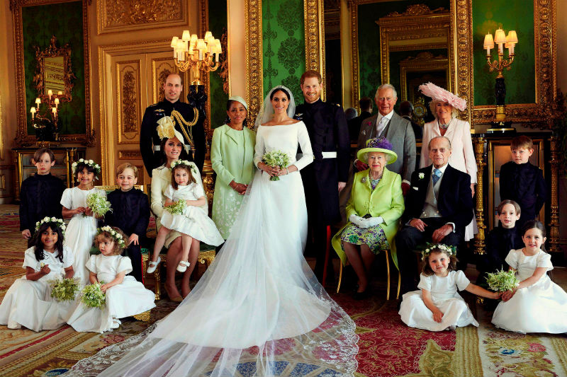 Известное королевское платье