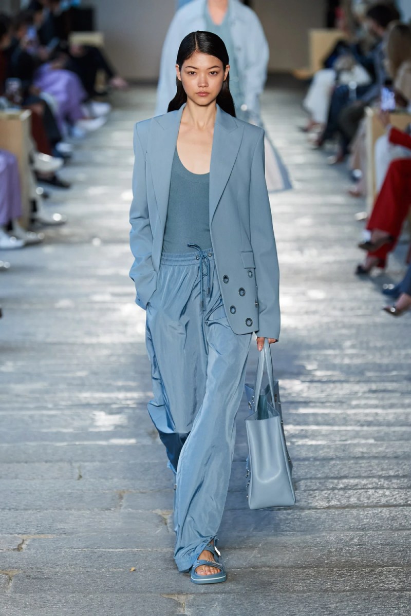 Модная одежда 2021-2022